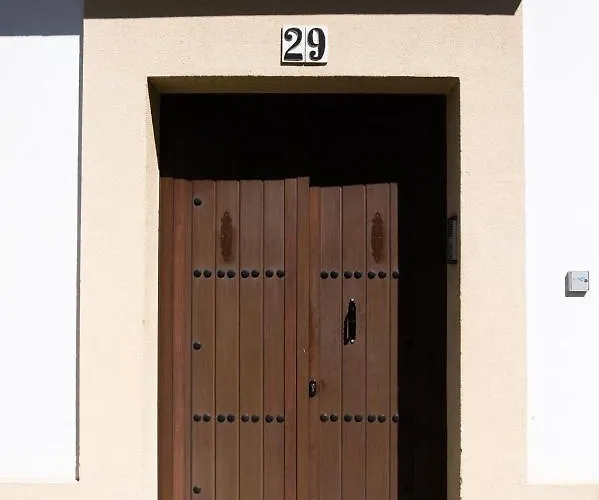 Apartman Bereber أحلام 1 O 2 *