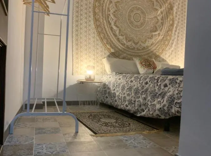 Bereber أحلام 1 O 2 Apartman Jerez de la Frontera